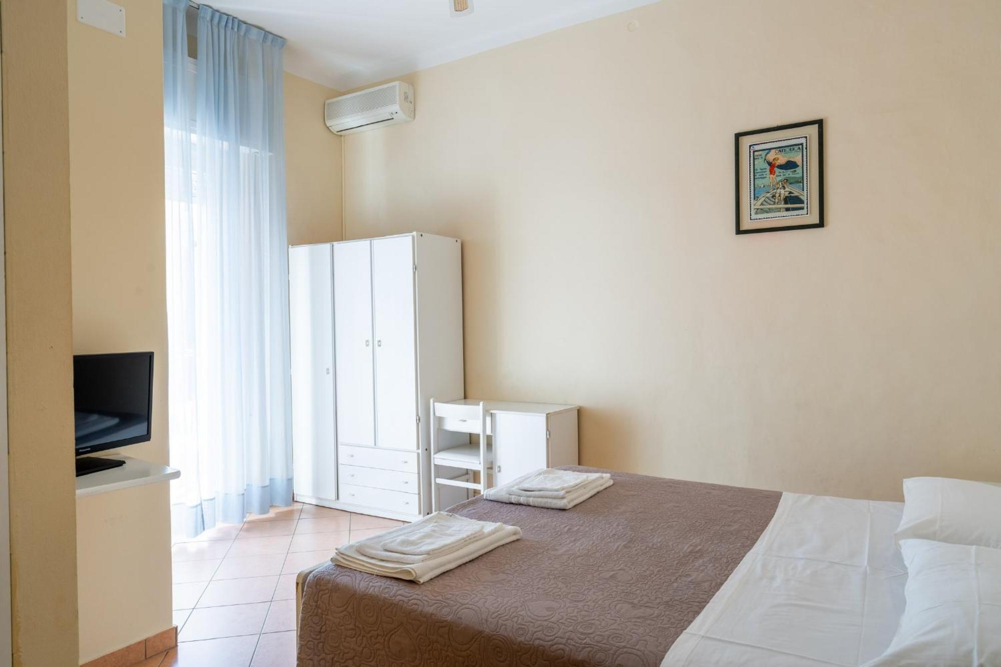 Hotel Miramare Cattolica Esterno foto