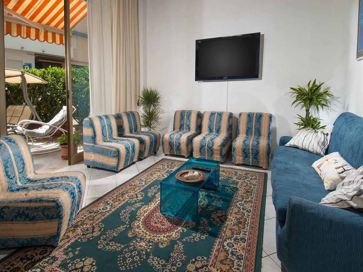 Hotel Miramare Cattolica Esterno foto