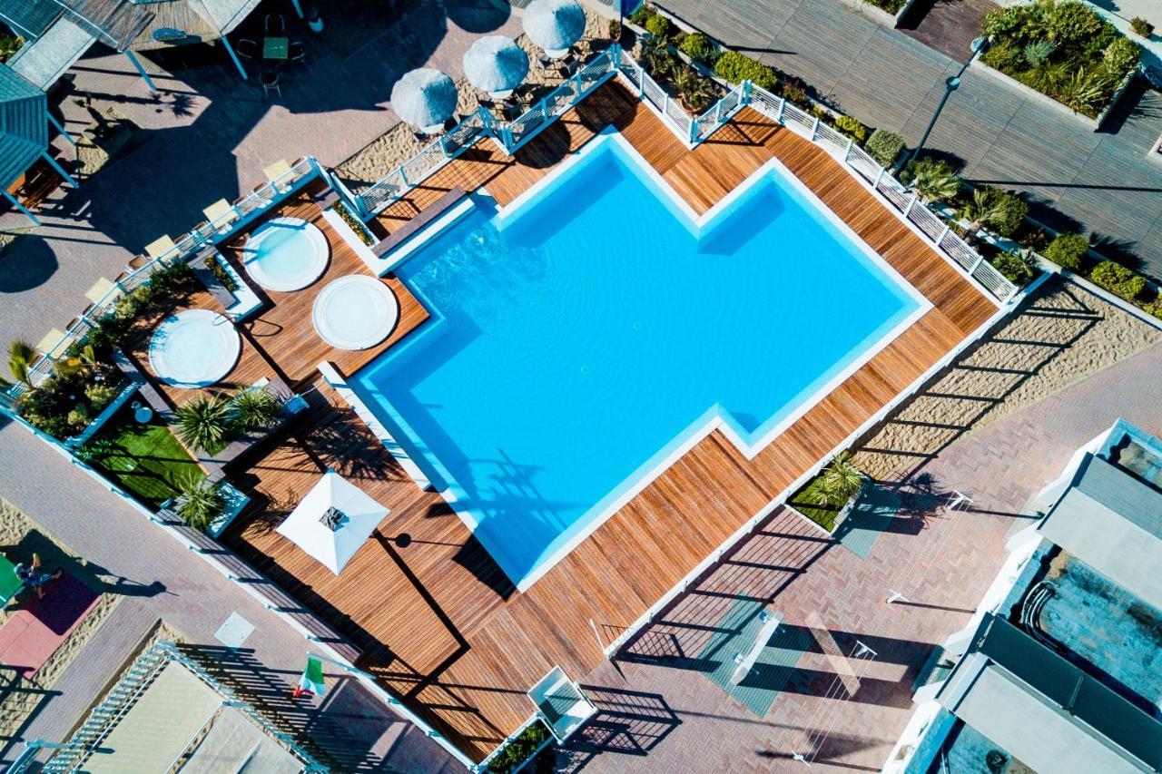 Hotel Miramare Cattolica Esterno foto